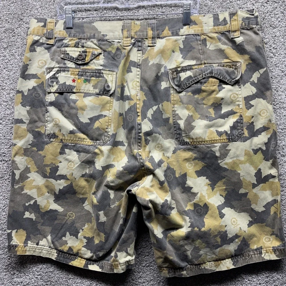 VINTAGE Lifted Research Group Camo Cargo Shorts 44 Yellow Baggy Hip Hop LRG Y2K